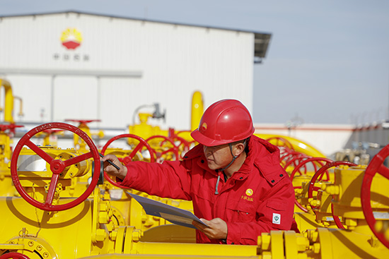 【新春走基層】深山中的“采氣人”：時刻保持“戰(zhàn)時狀態(tài)” 為天然氣供應(yīng)護航