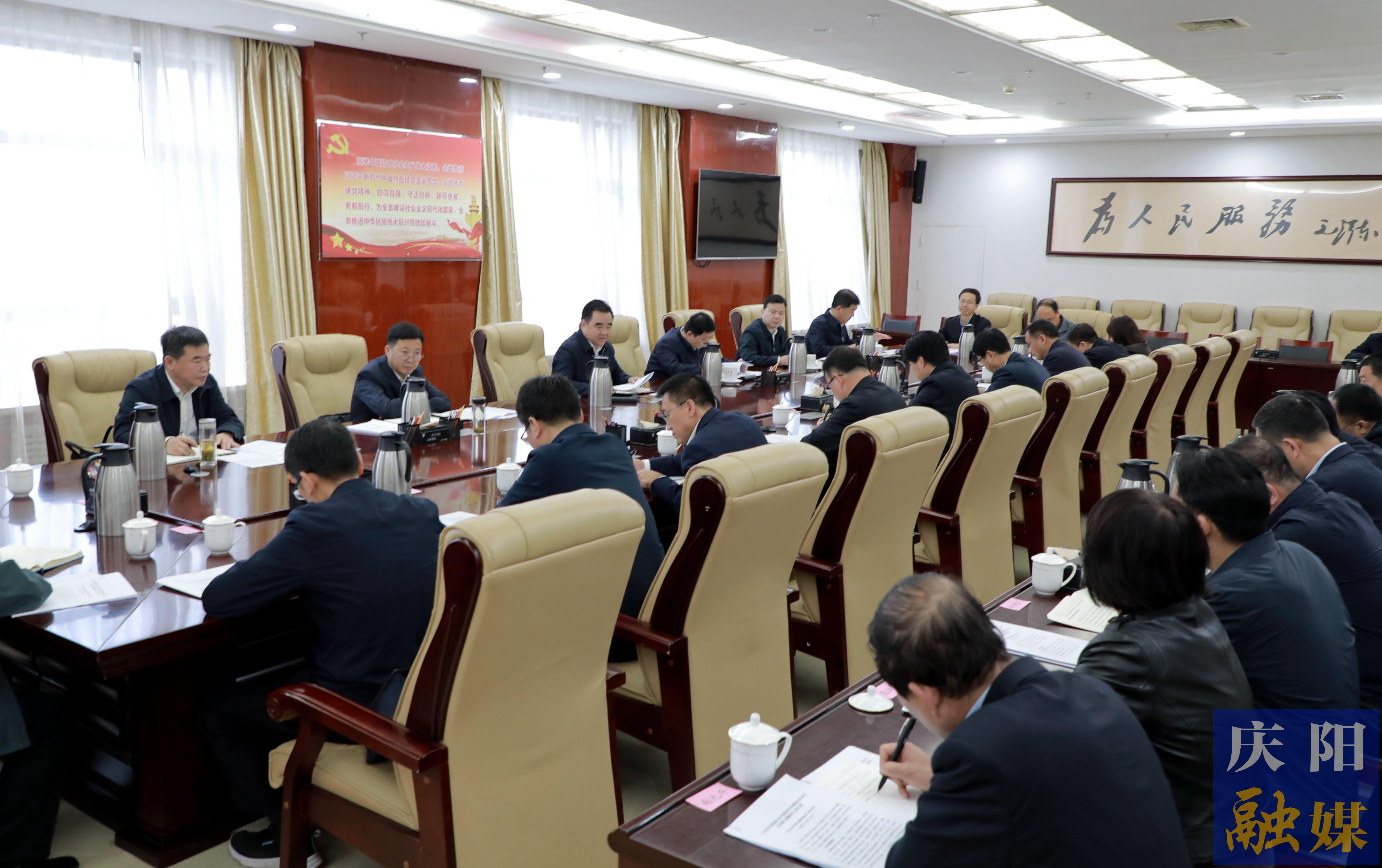 黃澤元在市委主題教育領導小組會議上強調 面面俱到步步深入確保主題教育取得實效 層層落實真正見效推動各項工作再上臺階