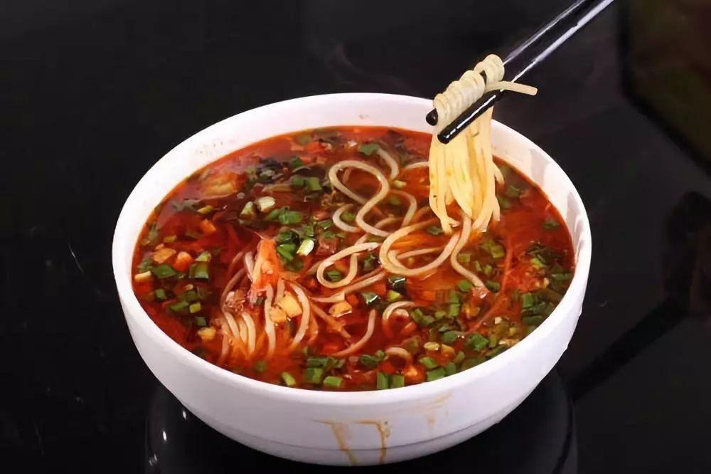 吃完天水麻辣燙？下一站，慶陽饸饹面！