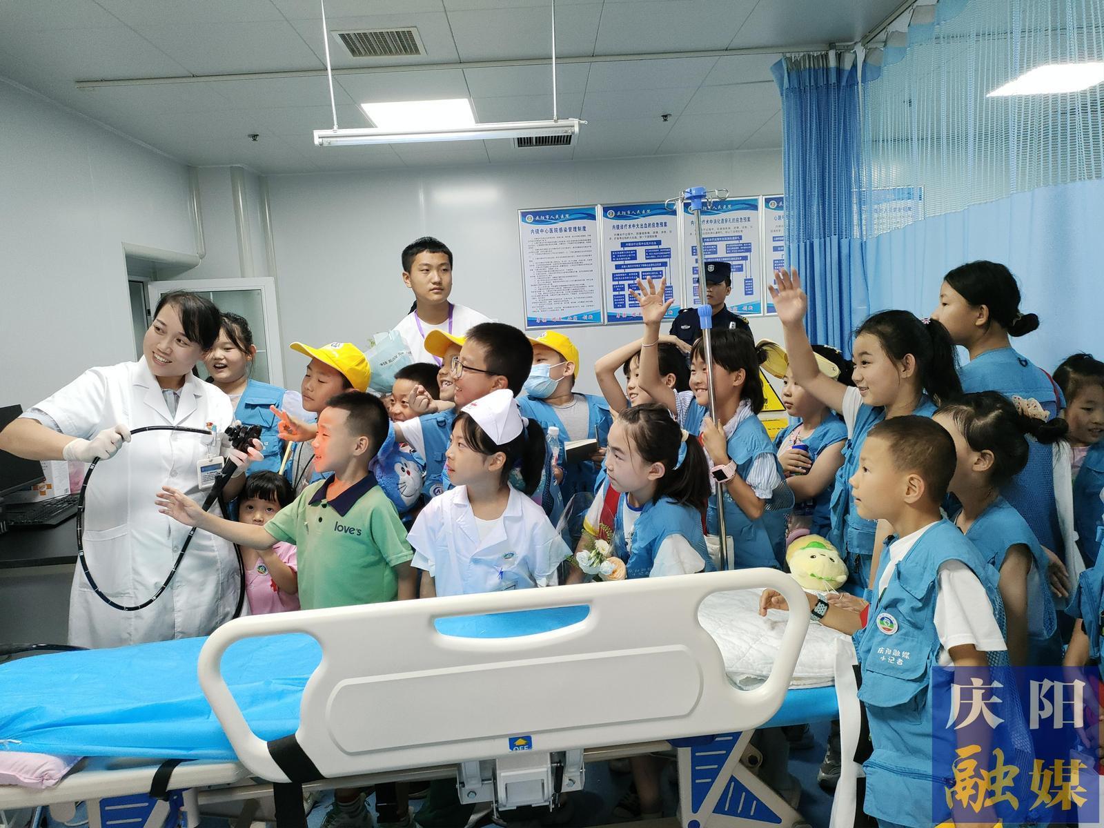 致敬醫(yī)師節(jié)！小記者職業(yè)體驗(yàn)之“我是小小醫(yī)生”