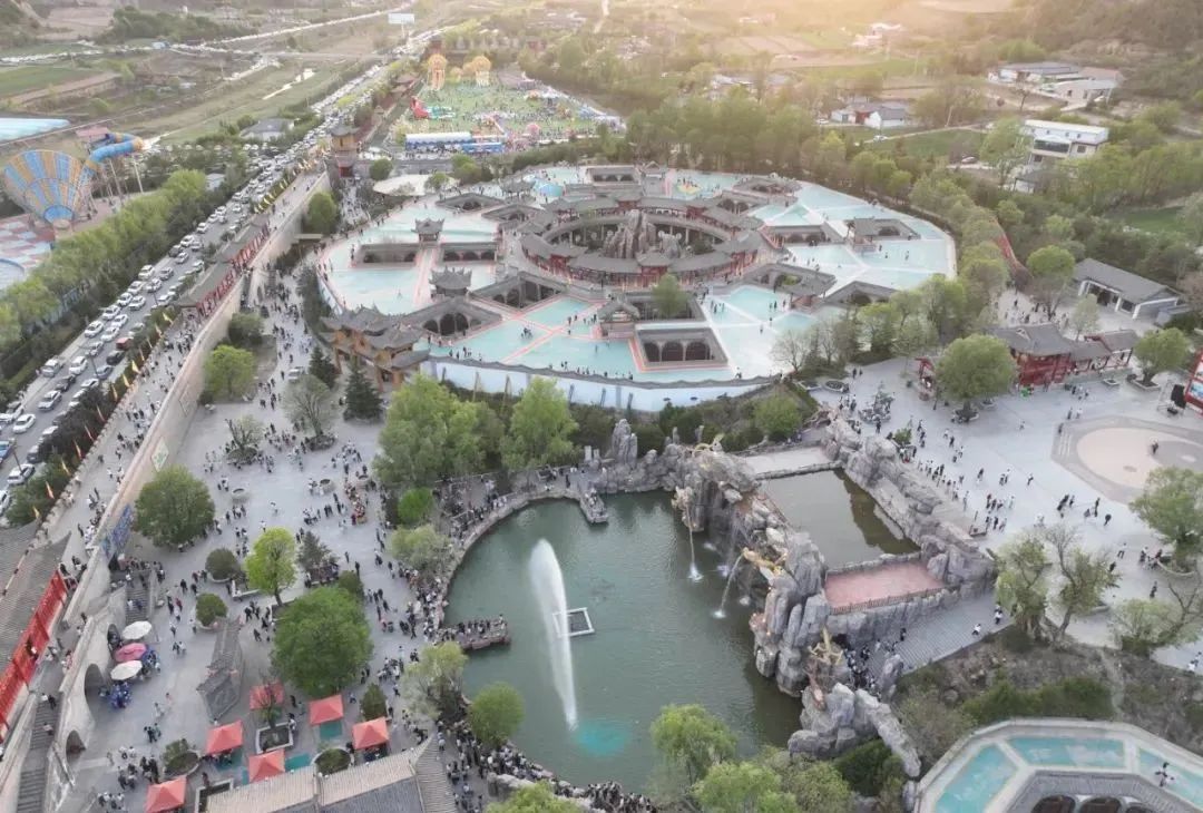 【攝影報道】北石窟驛景區游客爆棚，熱鬧非凡！