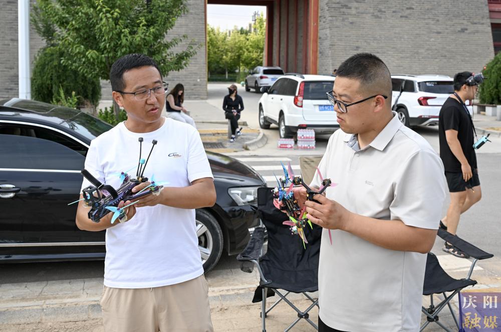 【攝影報道】慶陽首個專業(yè)級穿越機訓練場啟用