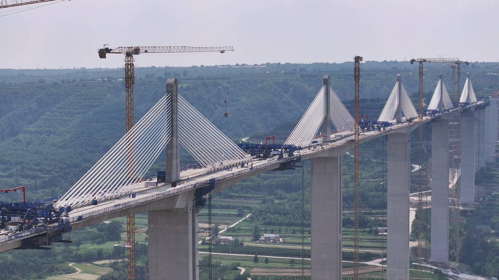 【縣區觀察·西峰區】大干快上抓項目 多點突破強支撐