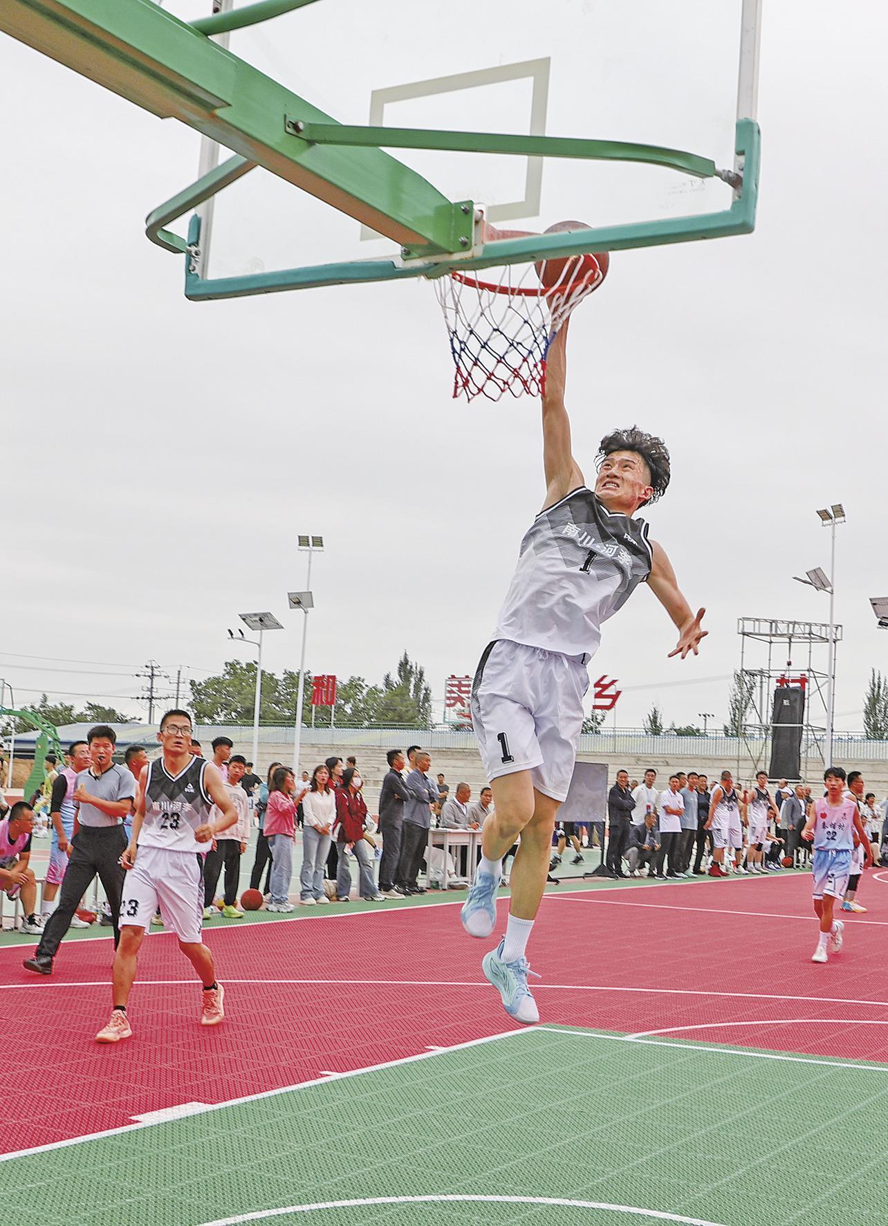 【攝影報道】2025年慶陽市“大賢杯”和美鄉村籃球大賽暨“平泉·村BA”火熱開賽