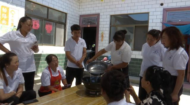 【全面推進鄉村振興 加快農業農村現代化】合水縣西華池鎮唐旗村：數字賦能農業 創新激活鄉村