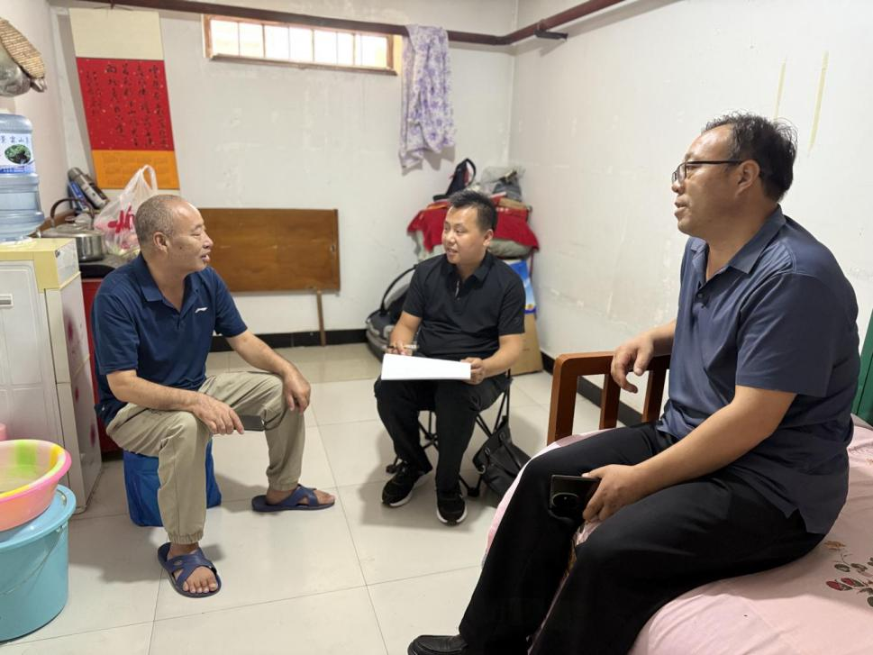 情系僑眷送關愛走訪慰問聚僑心——鎮原縣委統戰部、縣僑聯小組開展困難僑眷走訪慰問活動