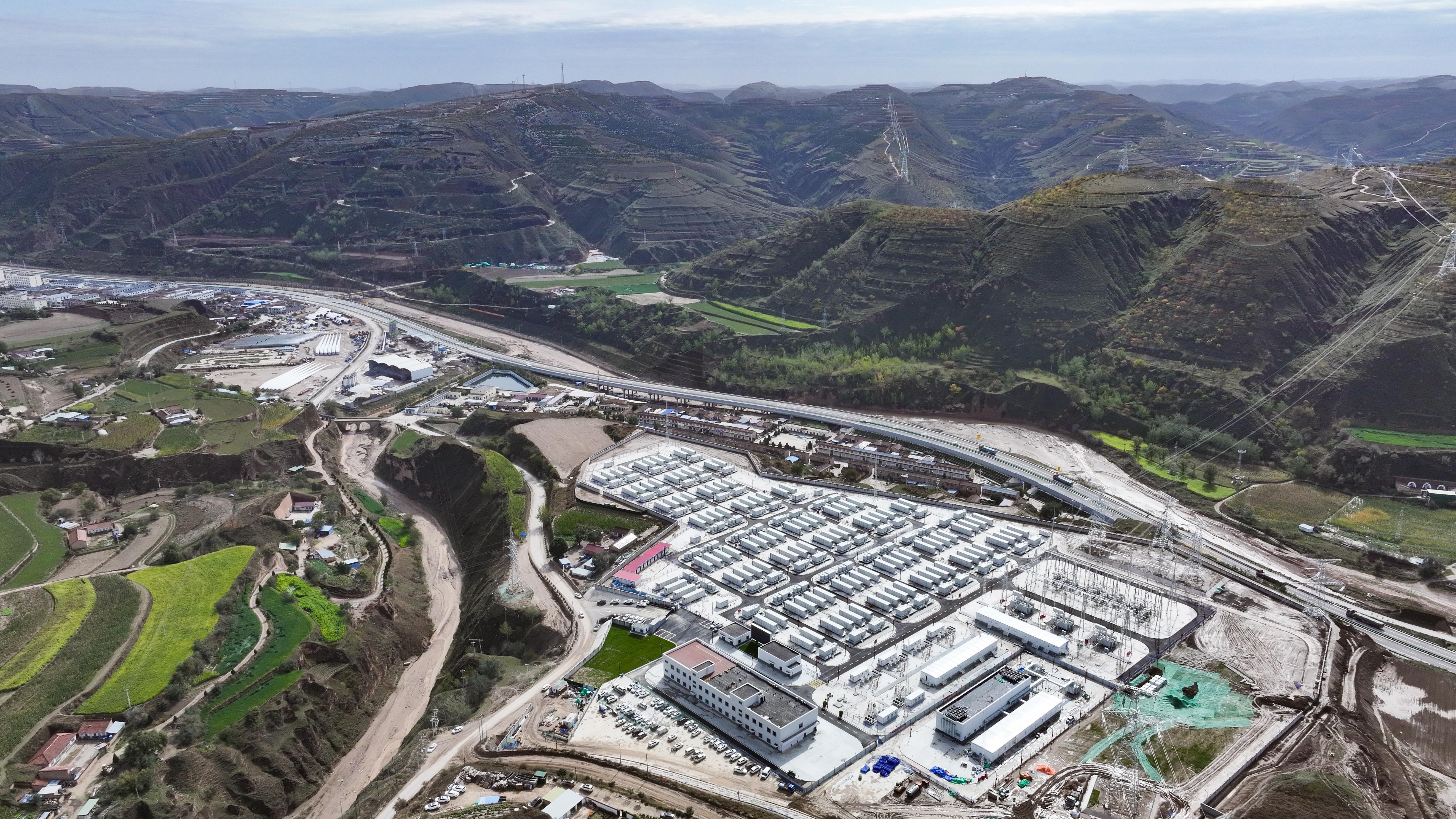 “隴電入魯”配套新能源華能儲能項目成功并網