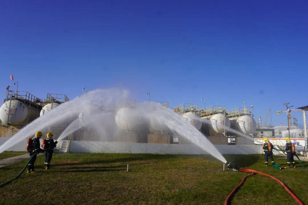 慶陽消防深入轄區輕烴廠開展熟悉演練