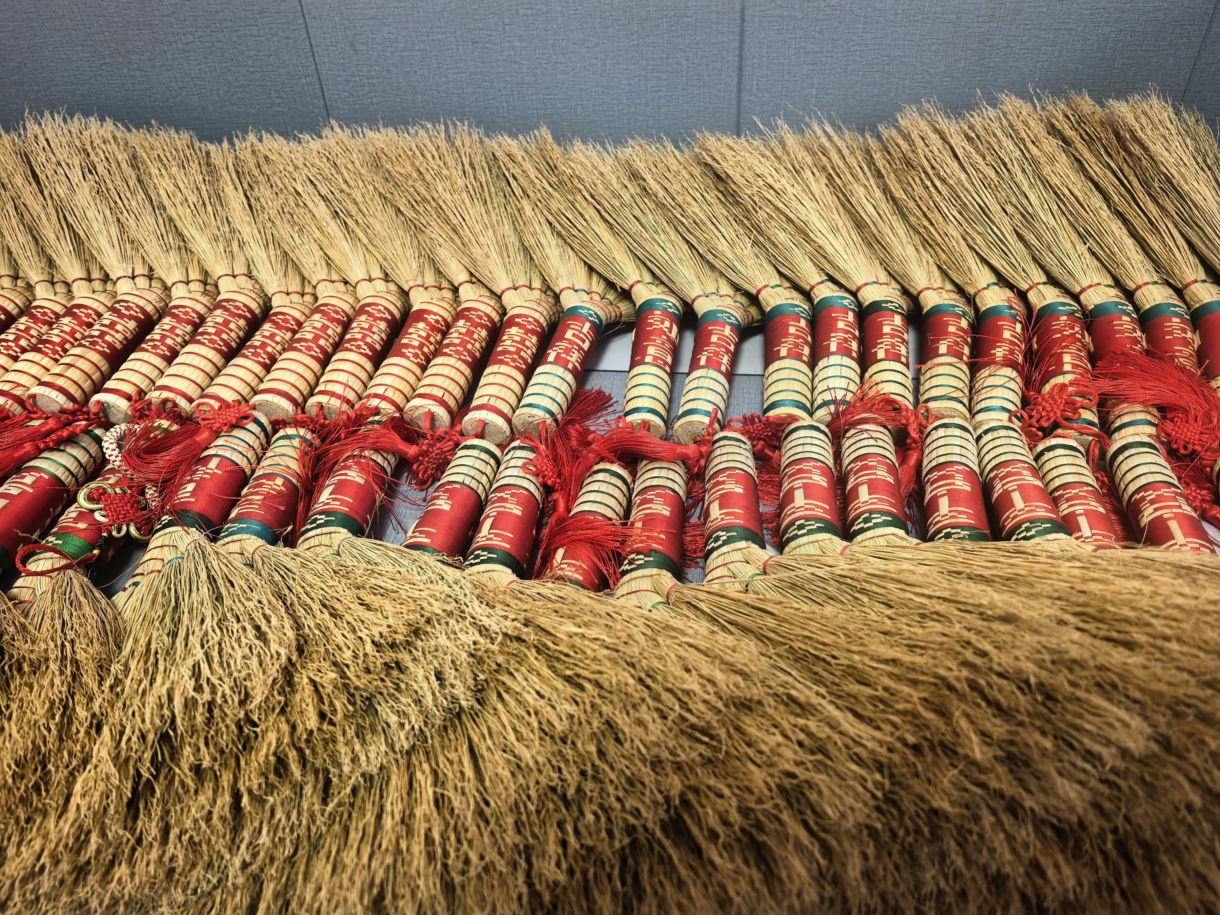 【攝影報道】從環縣炕頭到全國訂單：老手藝人李相玉的“笤帚江湖”