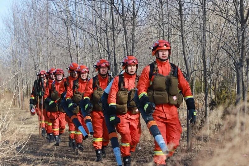 慶陽消防救援機動大隊：科技賦能“空天地”筑牢春季“防火墻”