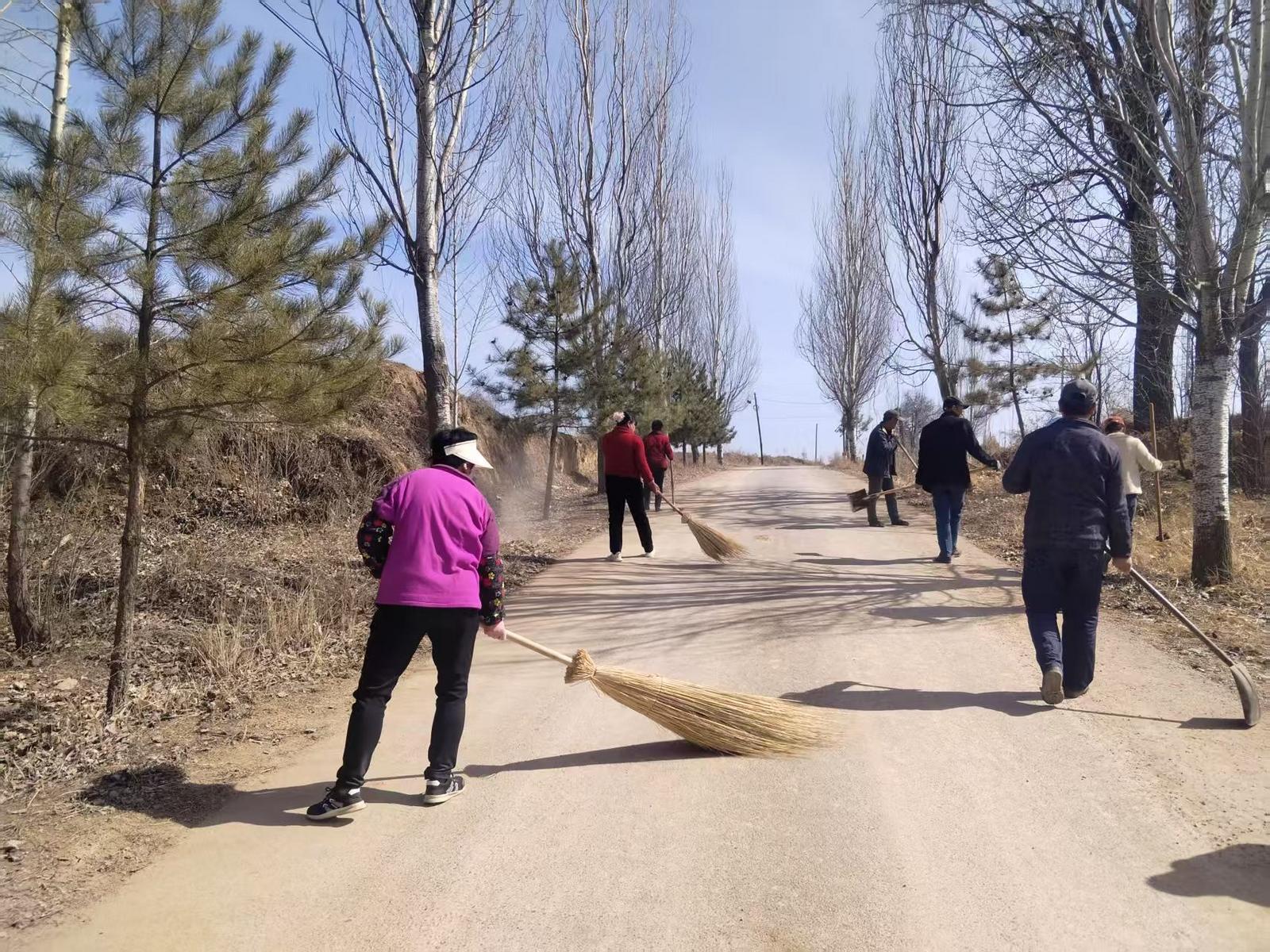 華池縣悅樂鎮：“三章”齊鳴 奏響環境整治“春日序”