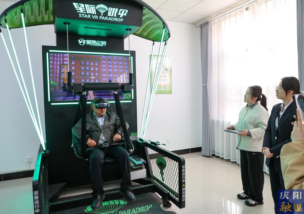 【攝影報道】慶陽市科協與慶陽市總工會聯合開展主題黨日活動